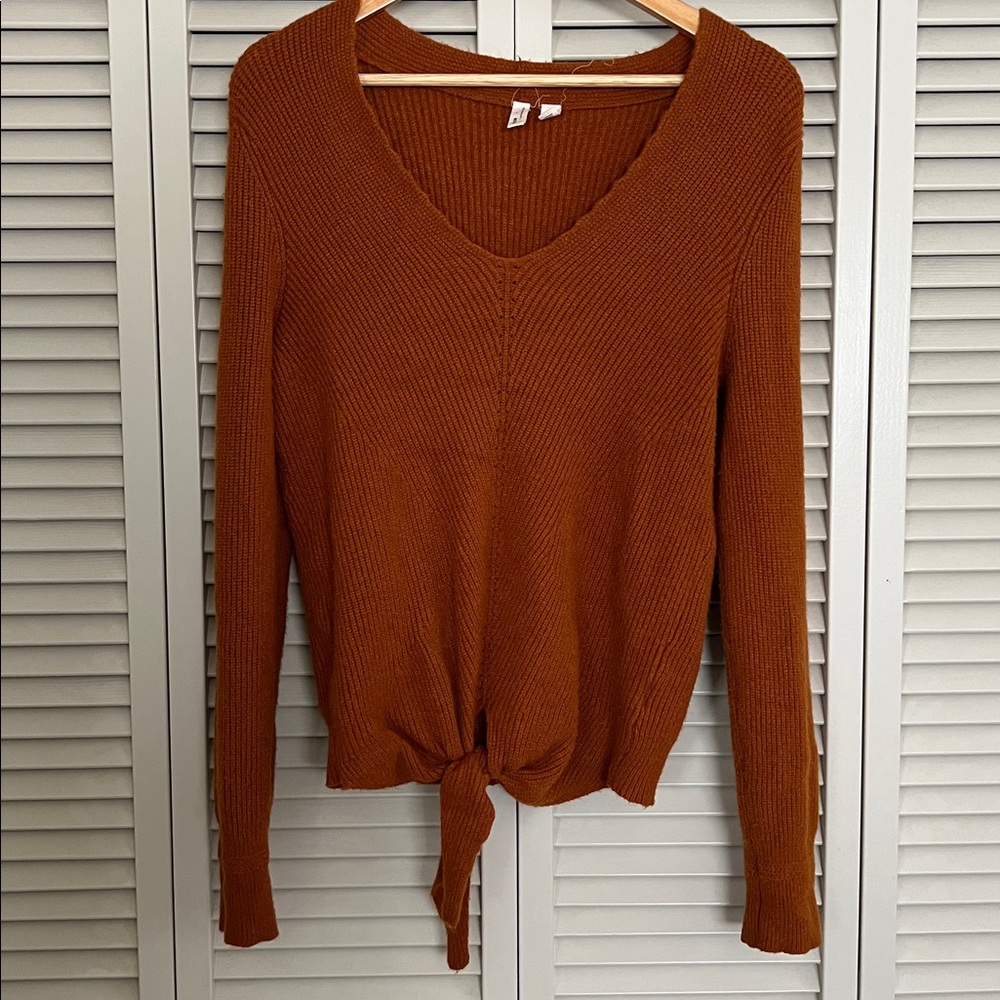 Anthropologie Moth burnt orange v-neck tie hem sweater size small.